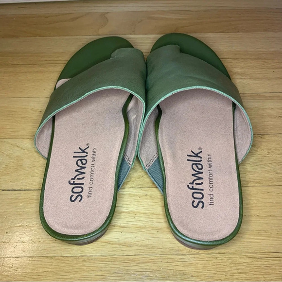 SoftWalk Corsica Sandal in Dark Olive - Size 6.5W - Picture 3 of 11